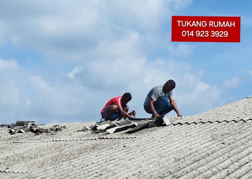 Repair atap bocor
